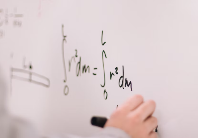 La diferencia entre 2πr y πr^2 – Todas las diferencias